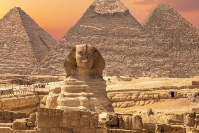 Privater 2-tägiger Ausflug nach Luxor ab Kairo mit dem Flugzeug